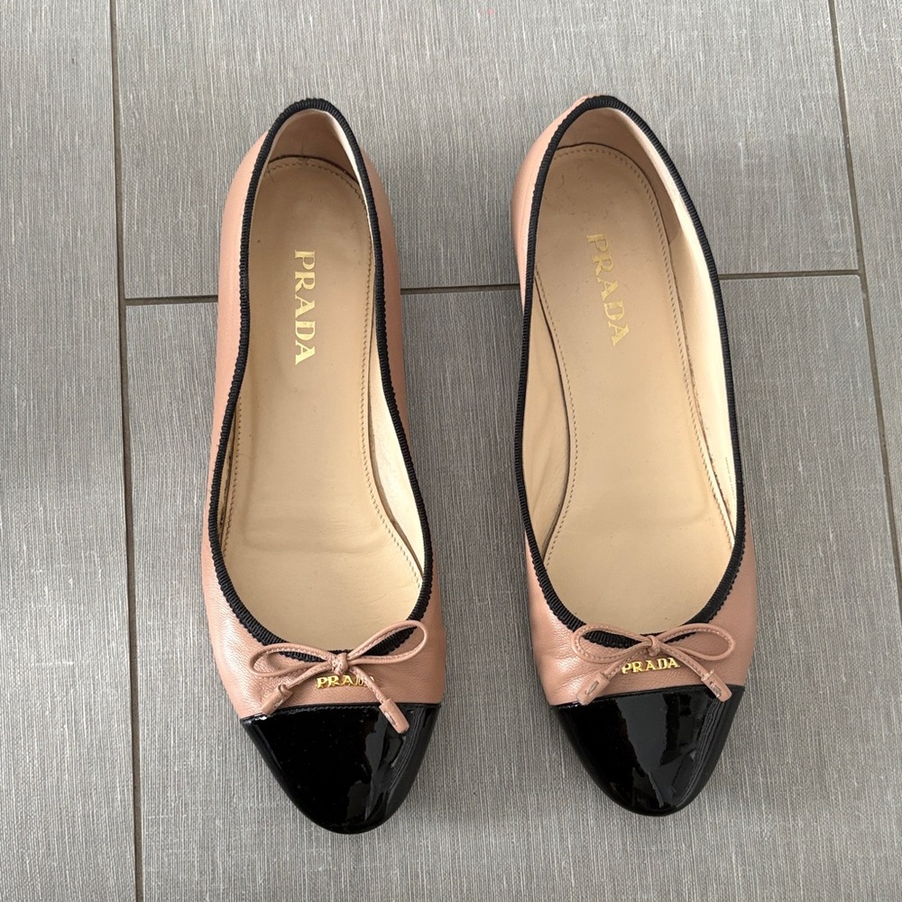 Prada Women's Black and Brown Flats